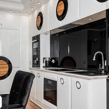 Vip Kasprzaka 31 By Perfect