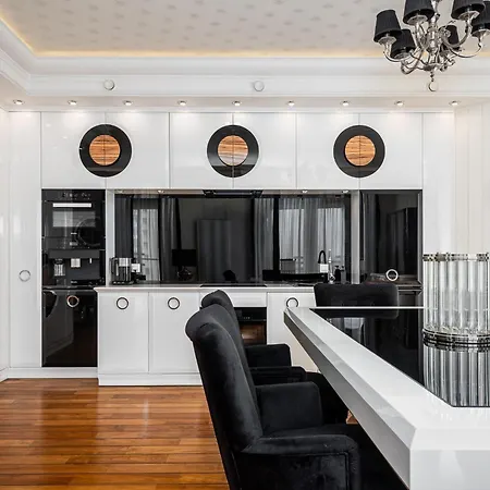 Vip Kasprzaka 31 By Perfect *